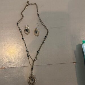 Elegant Black and Gold Necklace and Earring Set